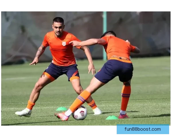 莱昂纳多：期待与队友磨合顺利 希望在上海德比中进球并取得胜利